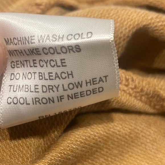 Jane And Delancey tan shirt sleeve crew neck daisies print blouse - Picture 6 of 7